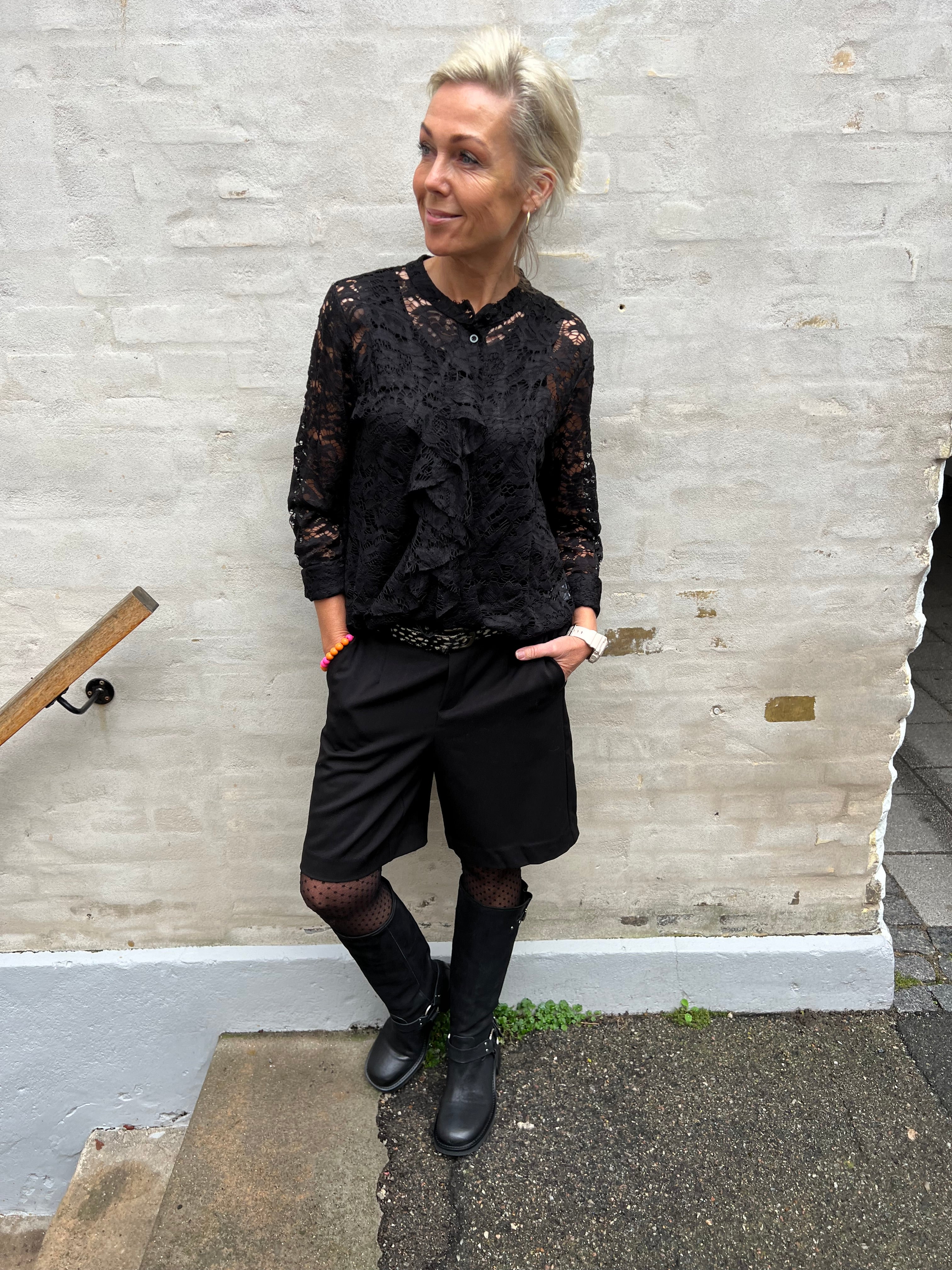 Lisa vida shorts svarta