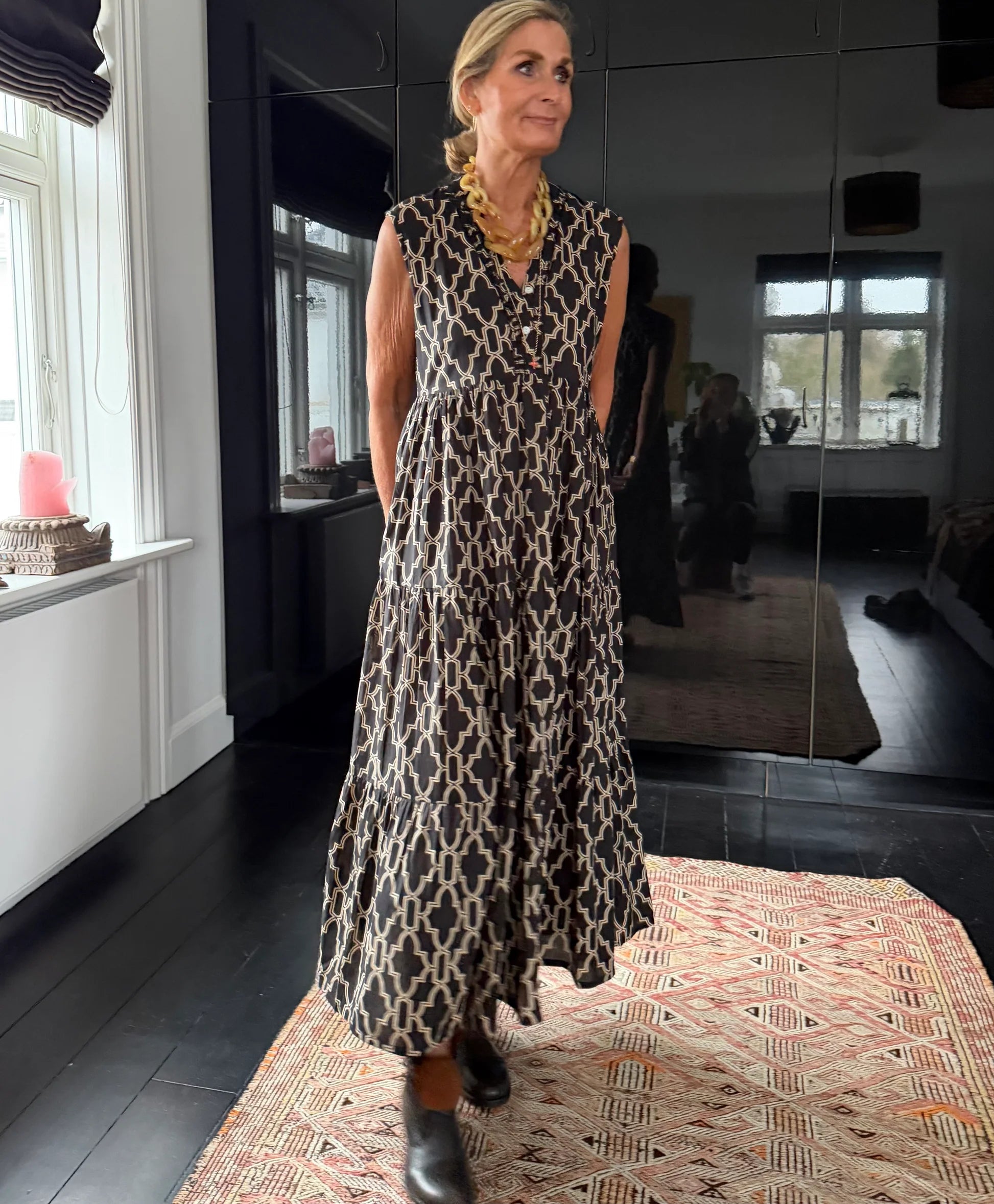 Geisha Dress - Black and Beige