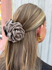 Hana Rose Hårklemme - Taupe