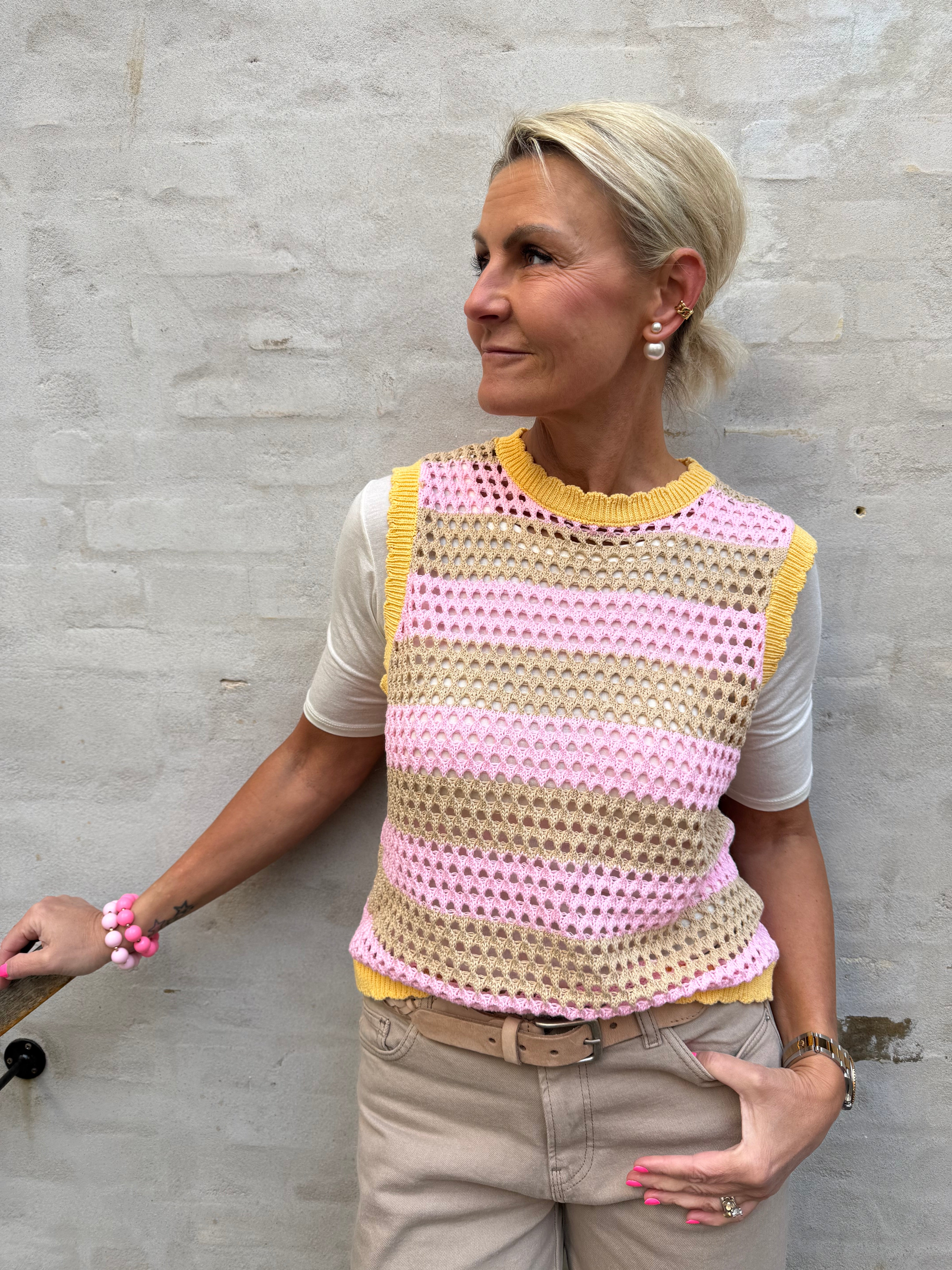 Manga Vest - Pink/Beige/Yellow