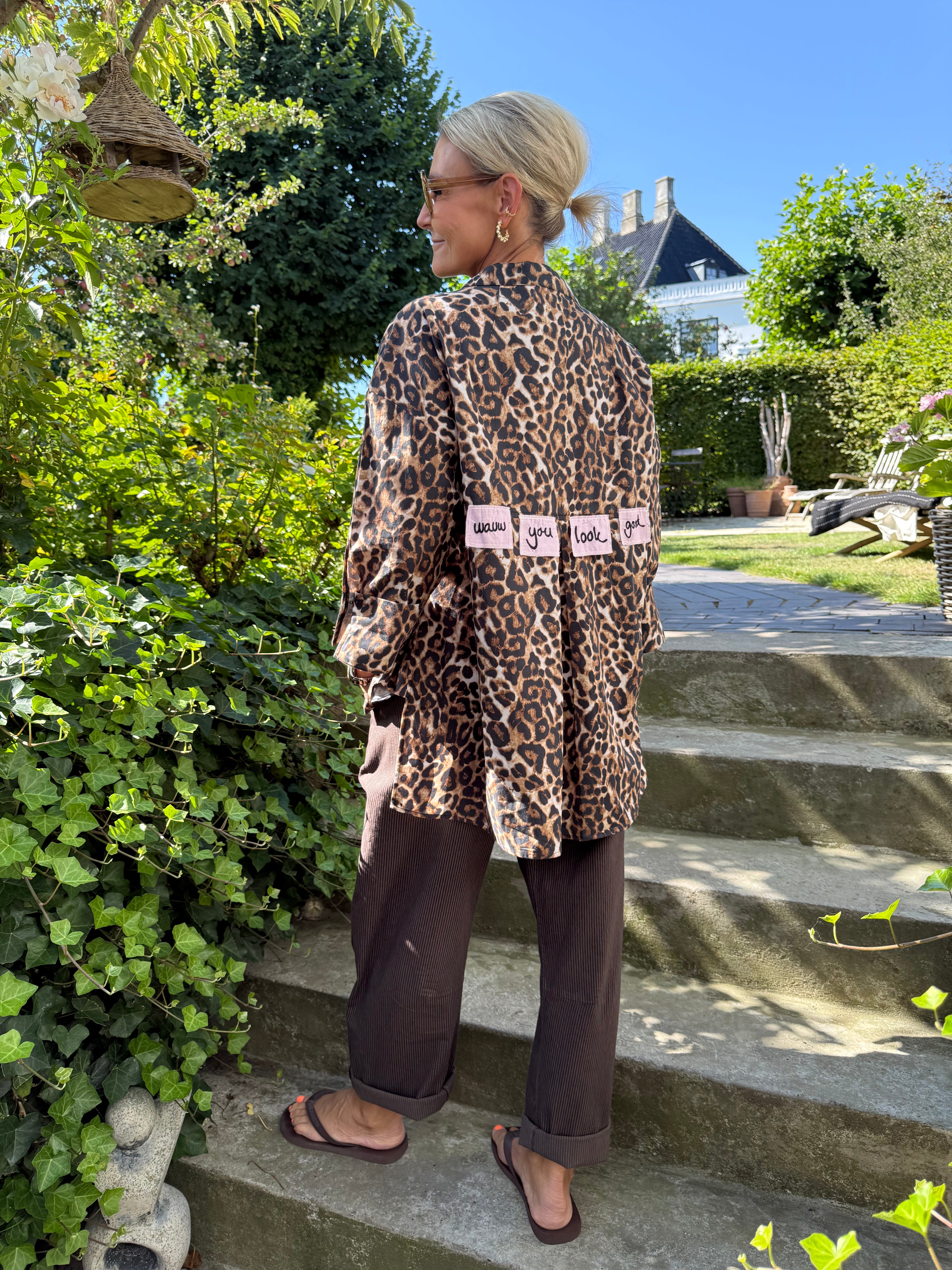 Luna Shirt Wauw You Look Good - Leo