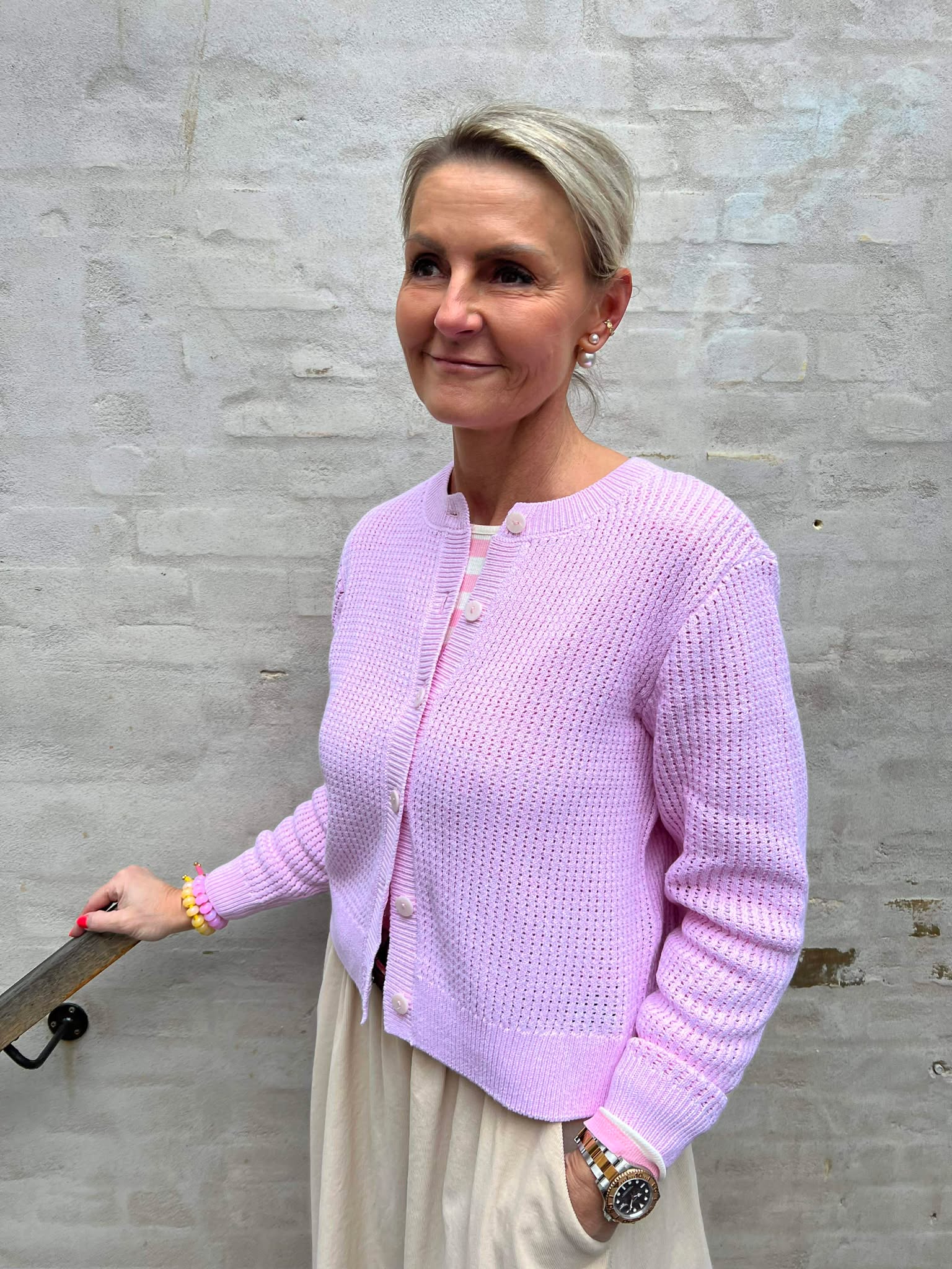 SERENA LIFE O-HALS CARDIGAN - Kritrosa