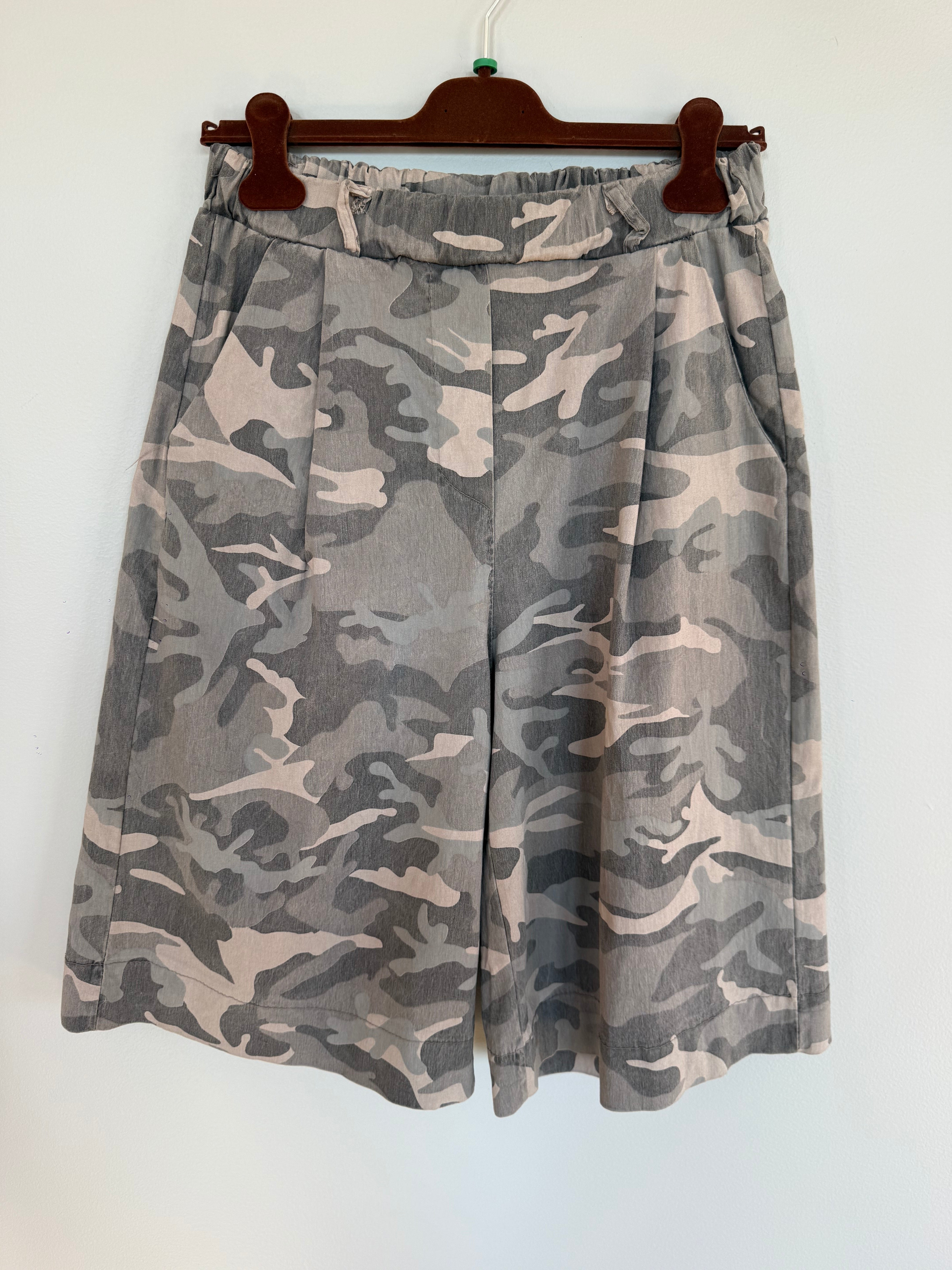 Zuri Shorts - Fango
