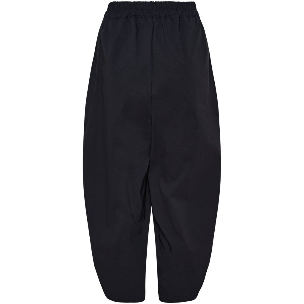 Lucavelle Pants - Black
