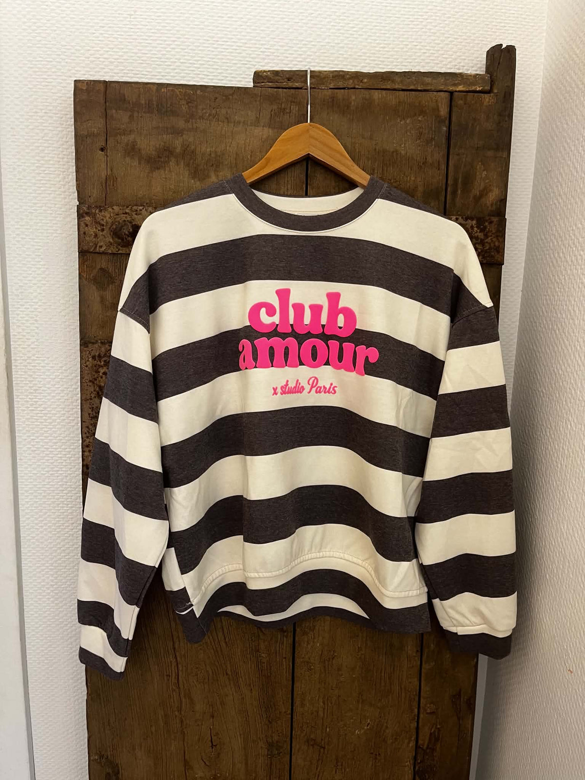 Club Sweat - Brown/Pink/Neon