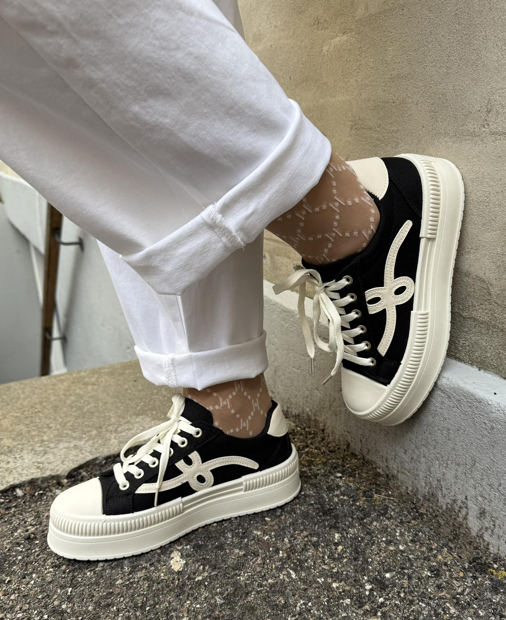 Stella Sneaks - Svart