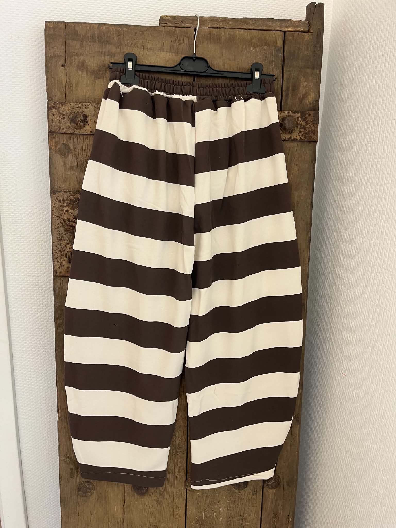 Very Striped Sweatpants - Off White/Brown