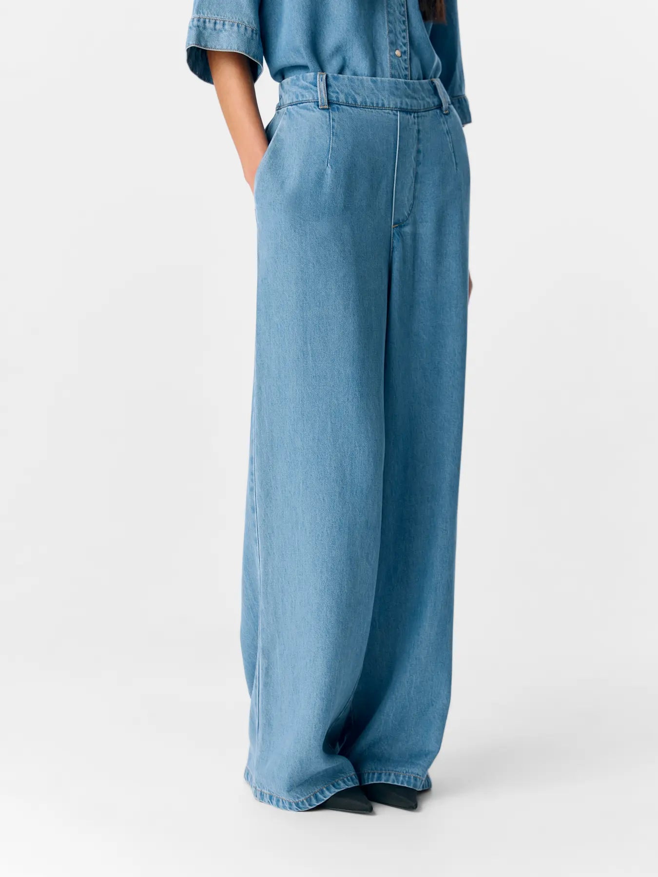 RAM LISA WIDE PANT - Ljusblå Denim