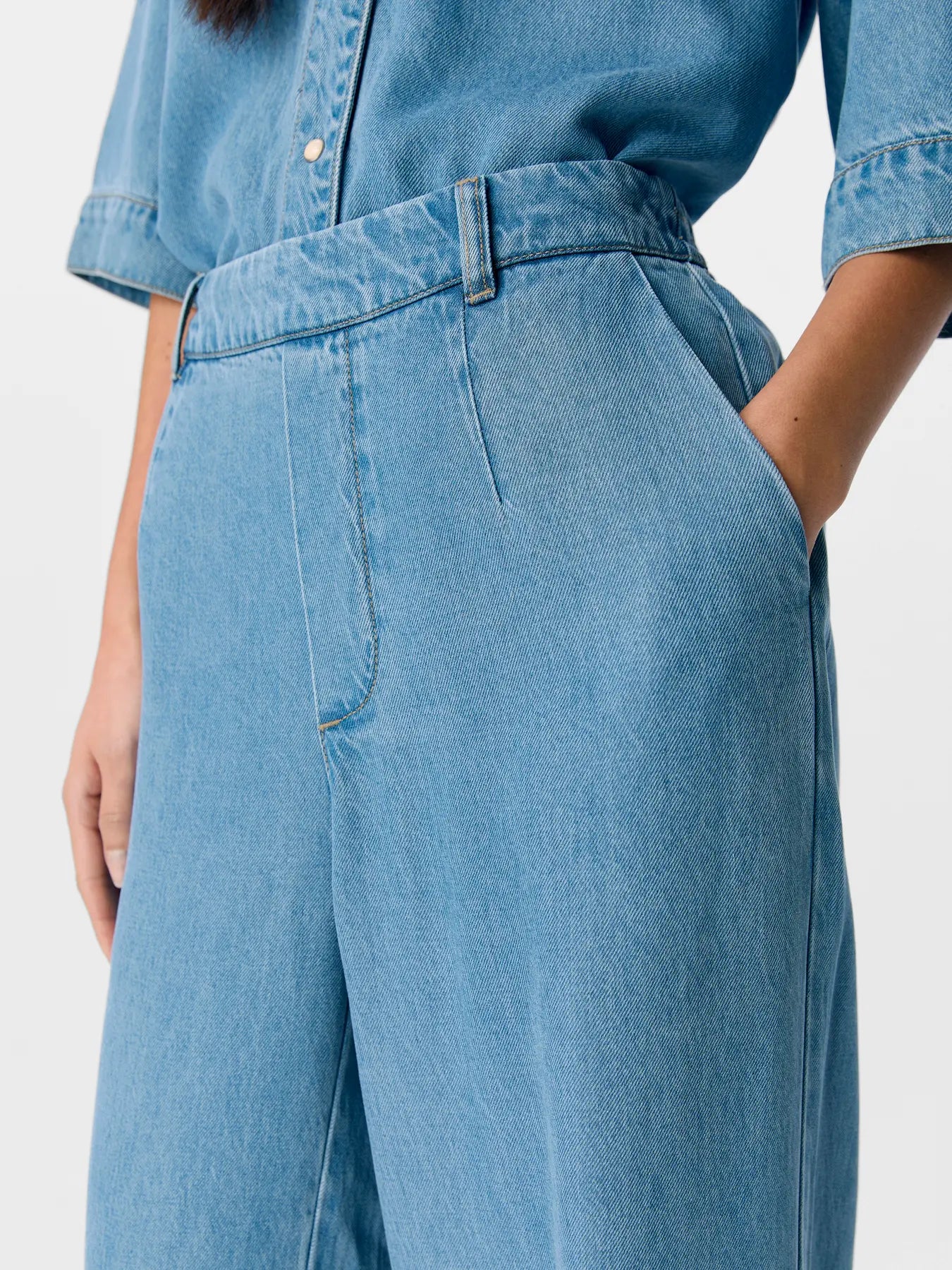 RAM LISA WIDE PANT - Ljusblå Denim