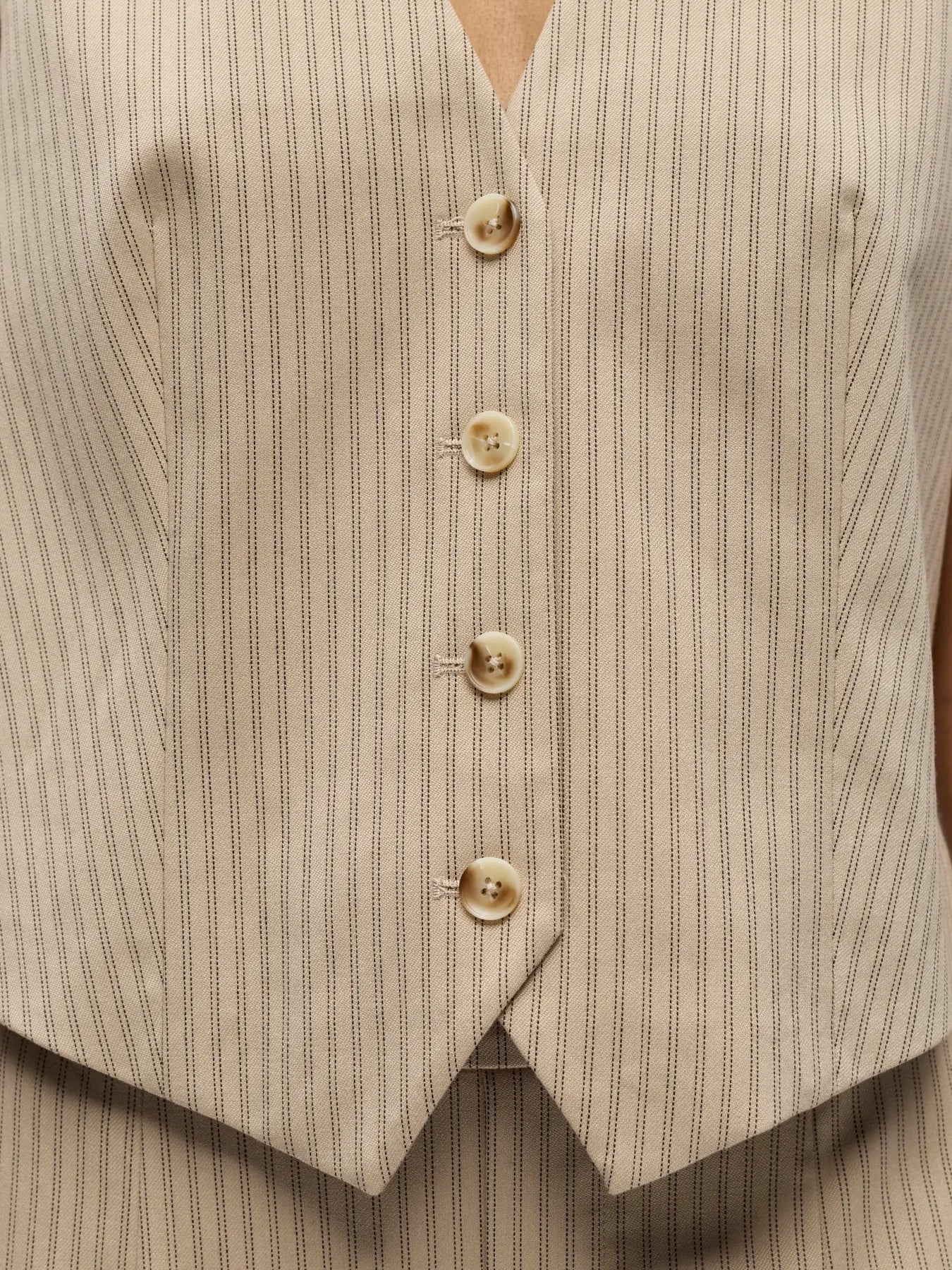 LISA RE SHORT WAISTCOAT - Humus/Seal Brown Pinstripe