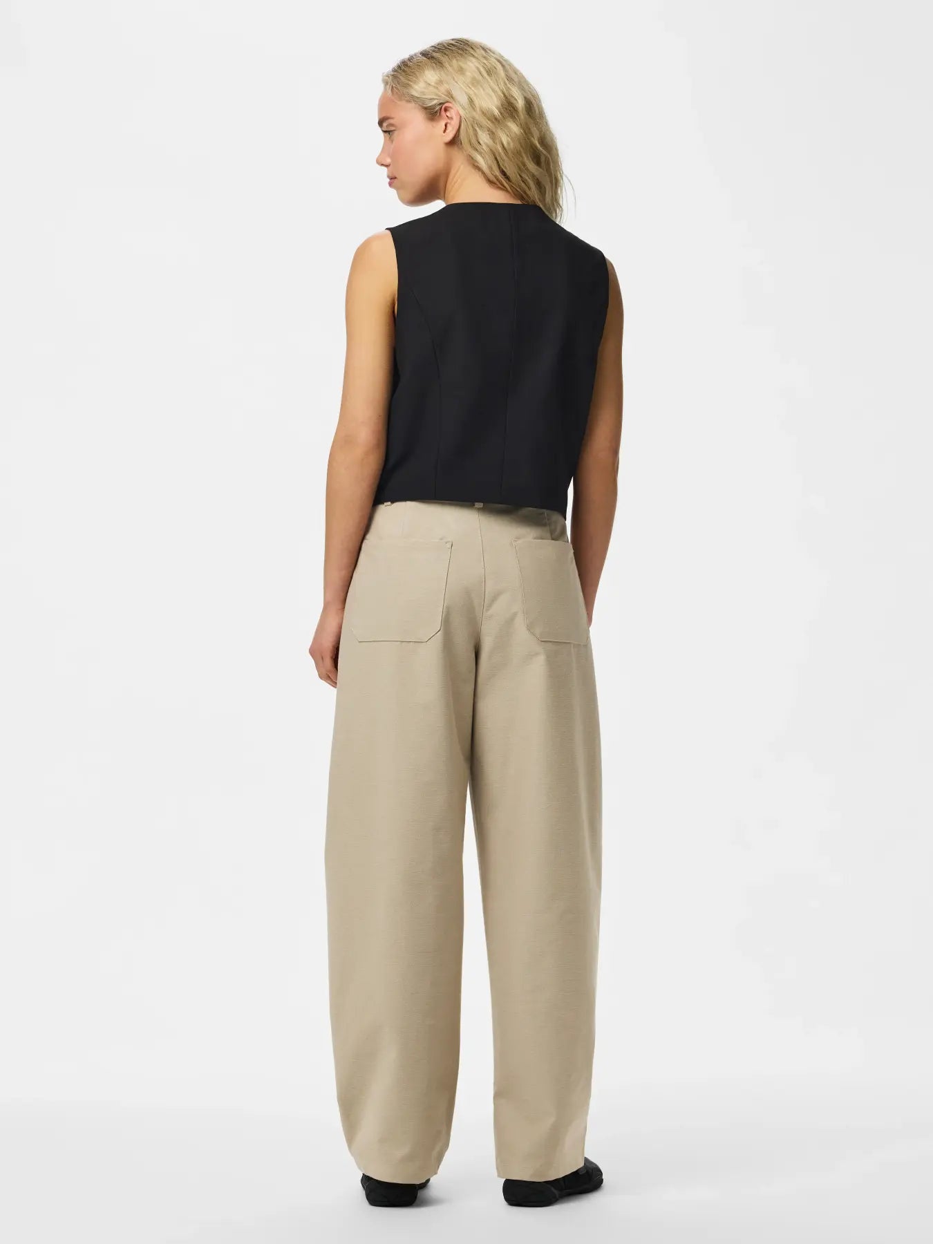 BOSELLA VEST - Black