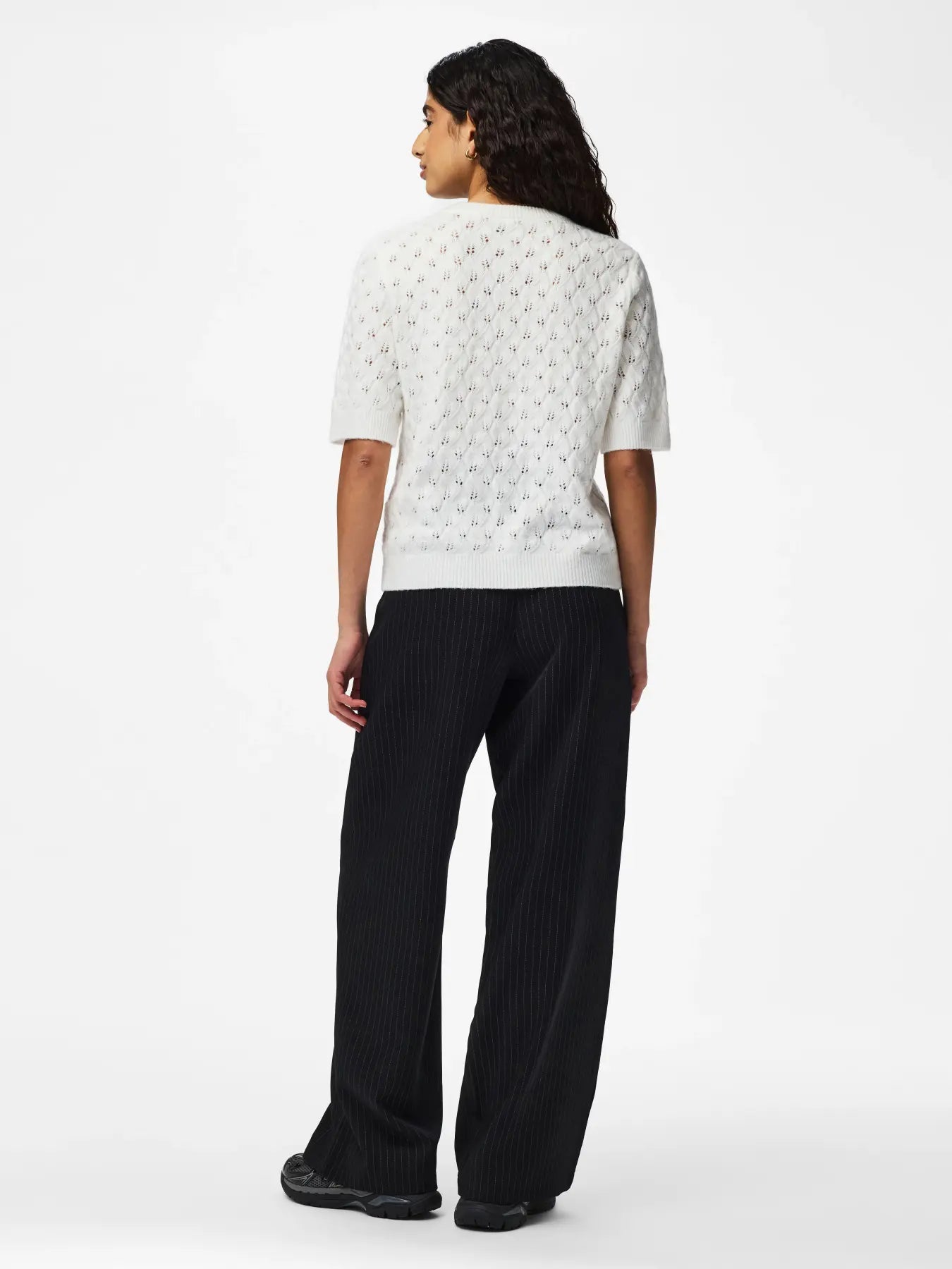 LELOU SS O-NECK KNIT - Cloud Dancer