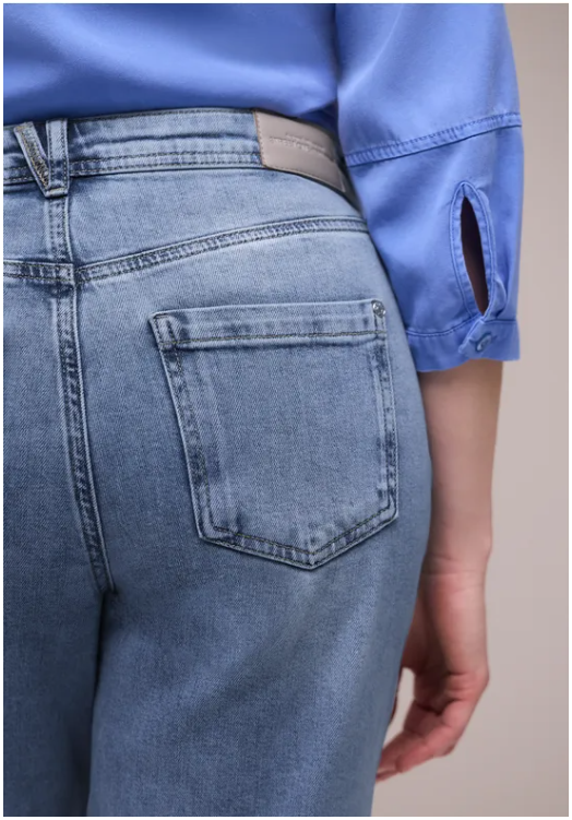 Karlie Barrel High Waist - Äkta ljusblå