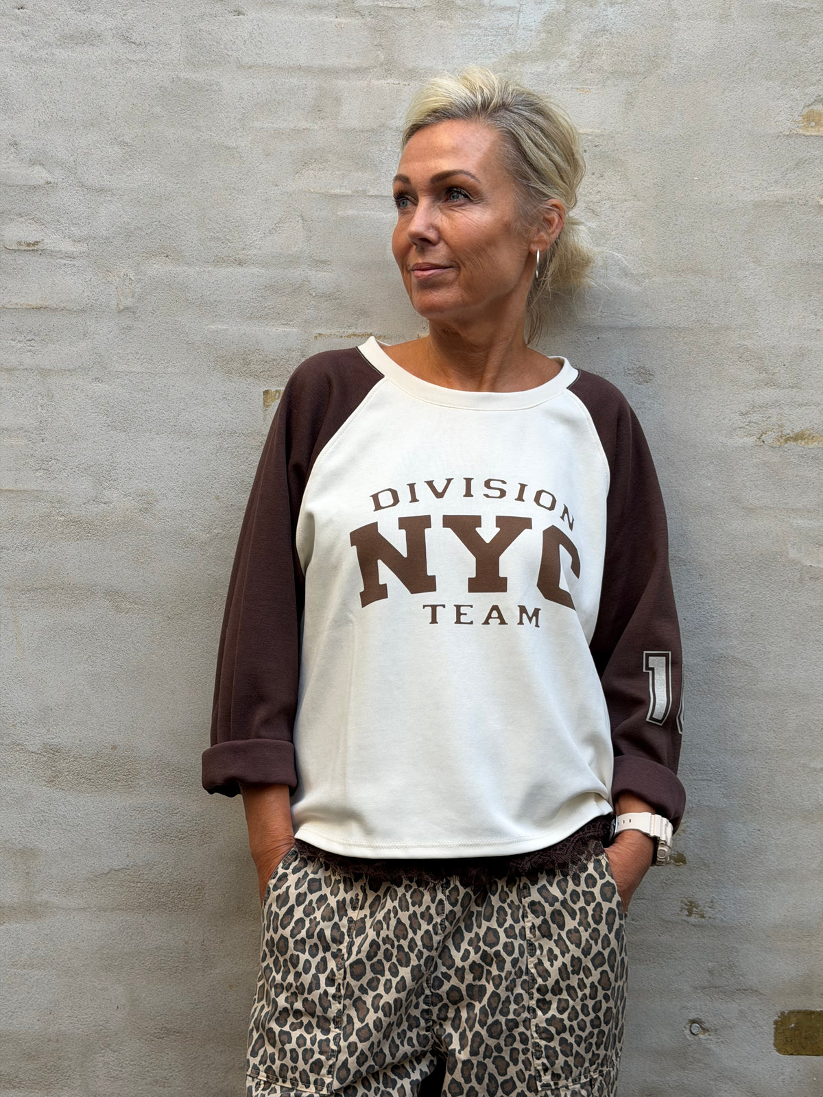 Division NYC Blouse - Dark Brown